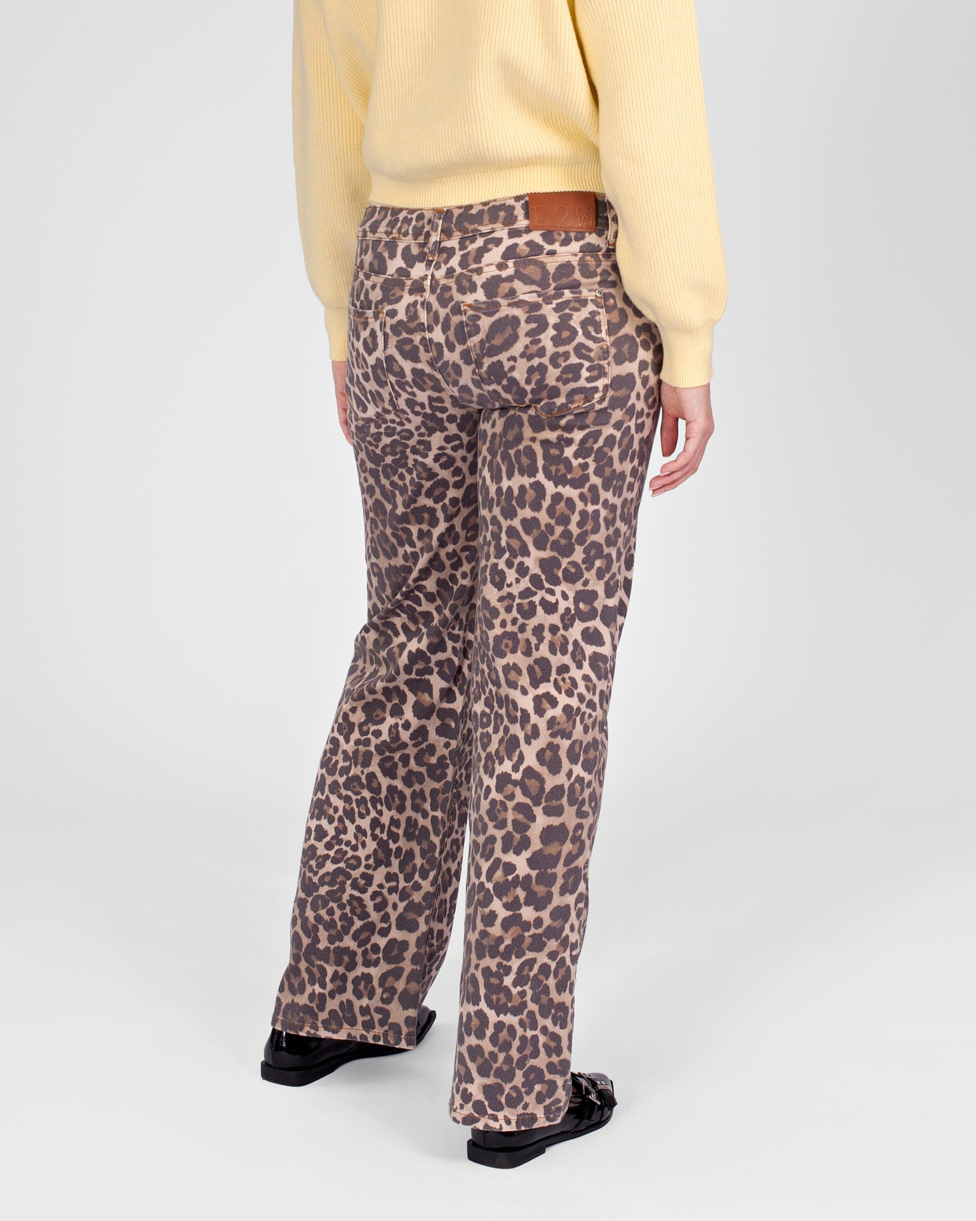 Jeans Julia Sustainable 32" Wide leg | AOP Taupe Animal